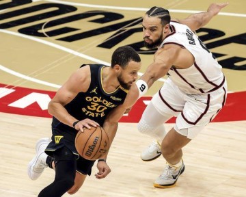 欧冠淘汰赛抽签揭晓,豪门对决引期待